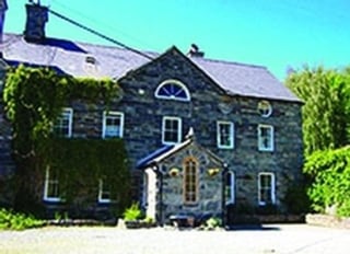 Cerrig Camu, Dolgellau, Gwynedd