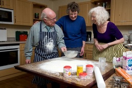 Sunrise residents in the kitchen