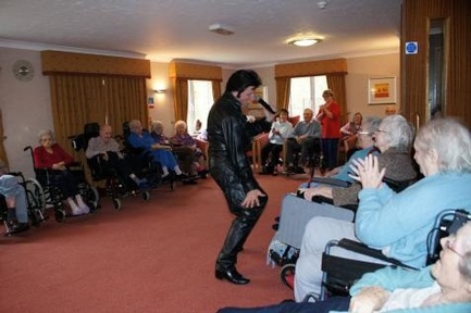 Ladies love a uniform - says Chris Field as Elvis