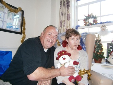 Steve and Michelle celebrating Christmas