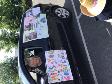 Families decorated their cars with messages of love. Credit: Gracewell of Bookham
