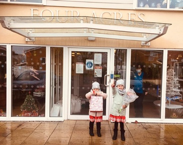 Belle and Dottie Linehan outside Four Acres. Credit: Stephanie Martin.