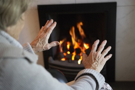 Warm banks open up in care homes 'to ease winter freeze' for over 65s