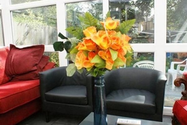 Rosenmanor 1, 46 Kempshott Road