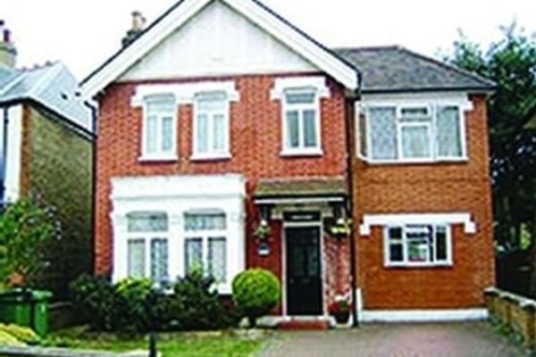 Kneller Road, 191 Kneller Road