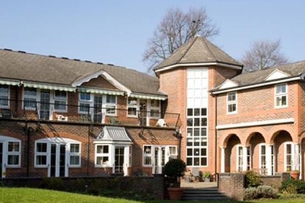 Lee House, 2 Lancaster Avenue