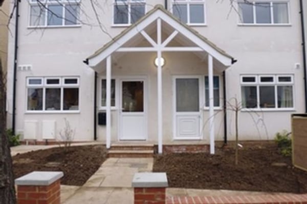 Tigh Sogan, 29 Purley Oaks