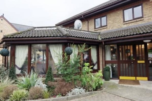 Queen Elizabeth House Care Home 38 Southborough Road
