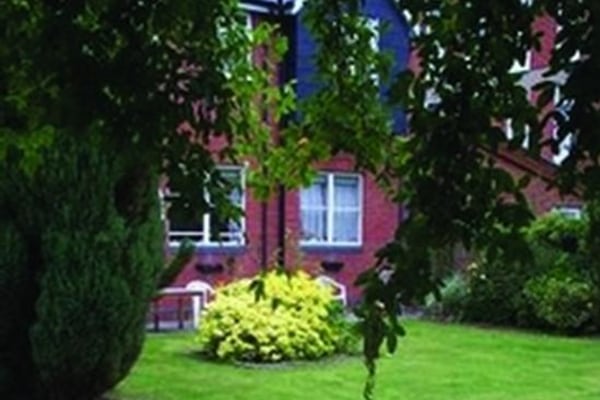 Lillibet House, 65 De Parys Avenue