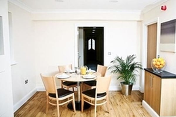 Maranello, Walden Road