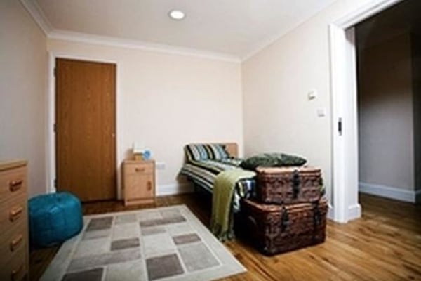 Estoril, Wonston Road