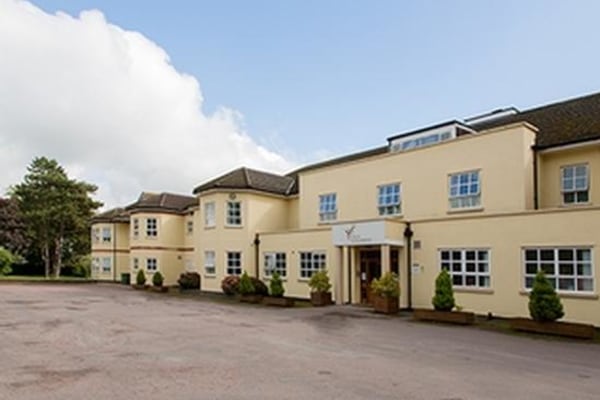 Villa Scalabrini, Green Street