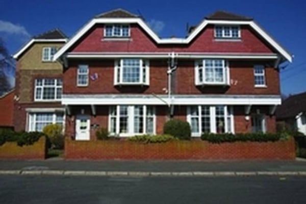 Sonia Lodge, 5-7 Warwick Road