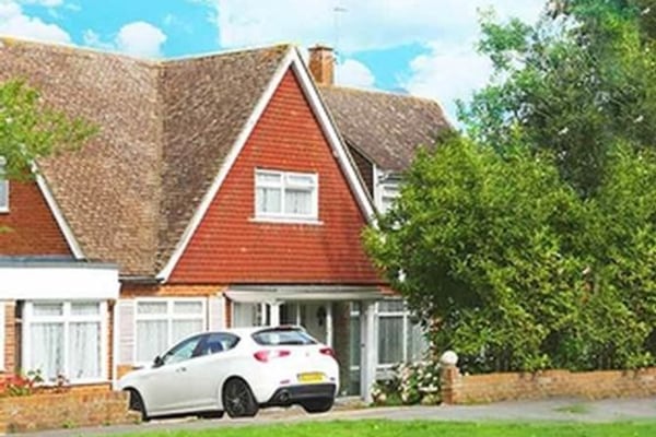 Finn Farm Lodge Care Home, 2 Bathurst Road