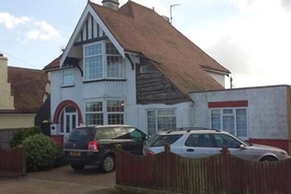 Seymour House, 9 Queensbridge Drive