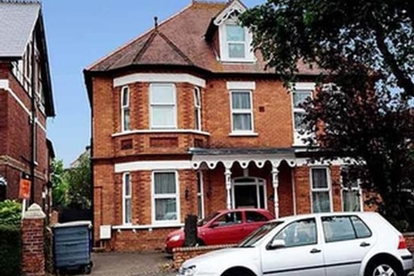 West View, 2 Marten Road