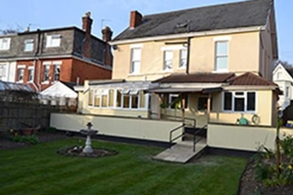 The Pines, 6 Windsor Walk