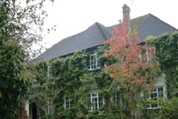 Cherrymead, Station Road