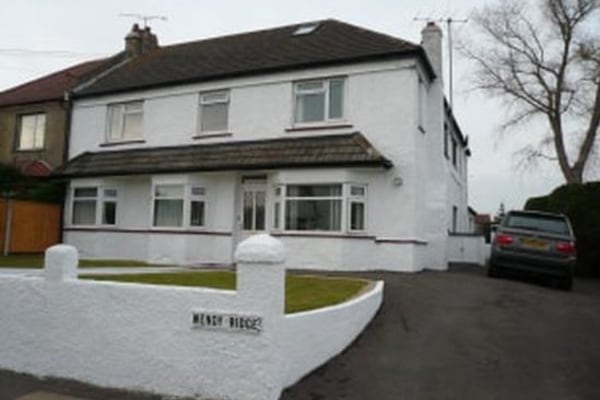 Ashdown Lodge, 2 Wendy Ridge