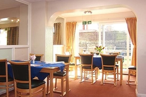 Homelands Rest Home, 21/23 Richmond Avenue