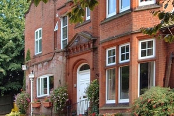 Laurel Lodge, 19 Ipswich Road