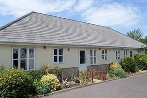 Combs Court, Edgecomb Road