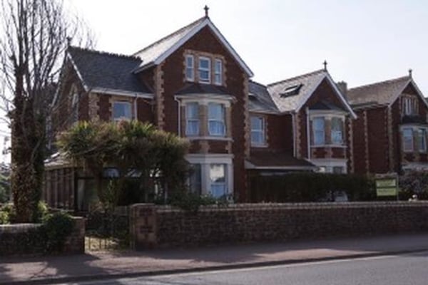 Burnside Court, 104/106 Torquay Road