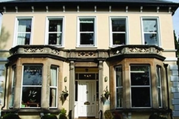 Queensbridge House, 63 Queens Road