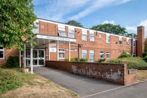 Oak Trees Care Home Rhode Lane Bridgwater Somerset Ta6 6jf 32 Reviews