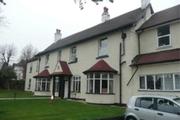 Hollywood Rest Home, 791 Chester Road