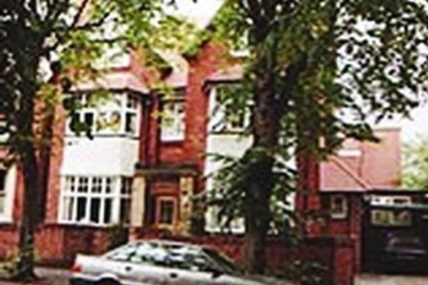 Westholme, 29 Greenhill Road Westholme, 29 Greenhill Road