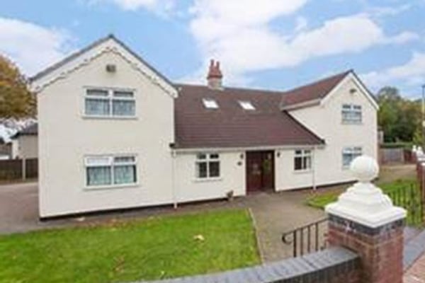 Fairfield House, 49 Adshead Road