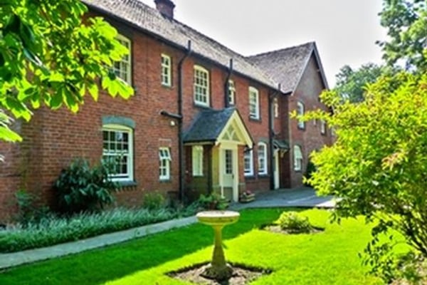 Dove House, Dairy Lane