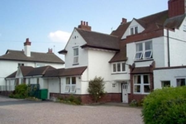 Standon House, 12 Ashby Road