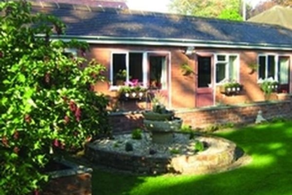 Waterloo House and Avon Lodge, Waterloo Road