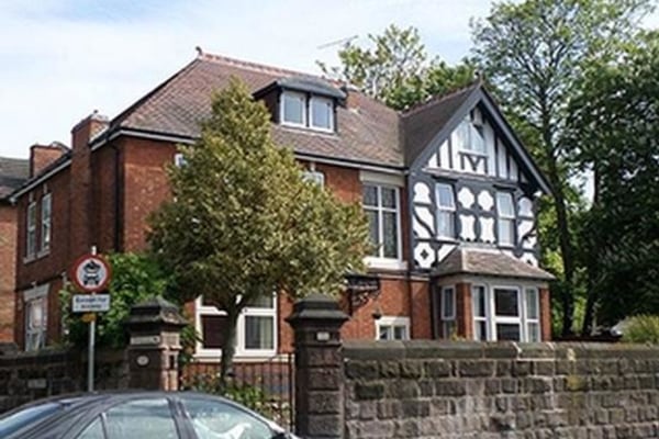 Oaklands Derby, 87 Burton Road