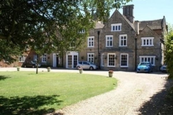 The Old Hall, 1 High Street