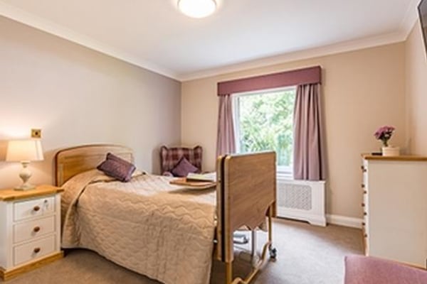 Barchester Collingtree Park Care Home NN4 0XN
