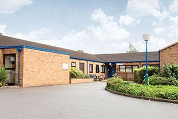 Obelisk House, Obelisk Rise