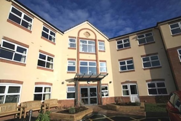Bowbridge Court, Bowbridge Road