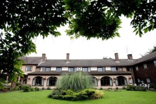 Hawthorn Lodge, Beckhampton Road