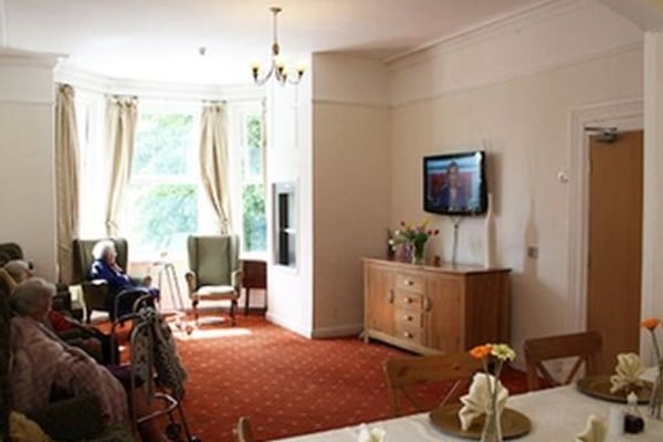 Heathside, 74 Barrington Road