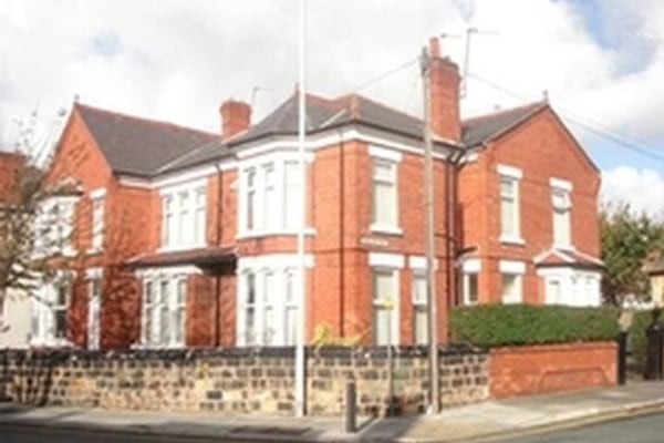 Newlands, 1 Newlands Drive