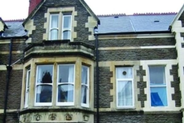 Avalon, 13 Kyveilog Street