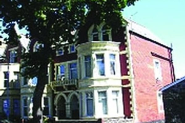 Princes Court, 2 Princes Street