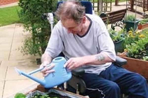 Glangarnant House (YA), Neuadd Road