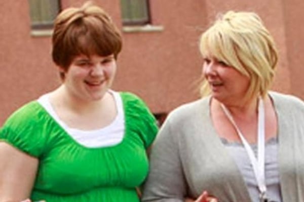 Ty Canol, Longford Court