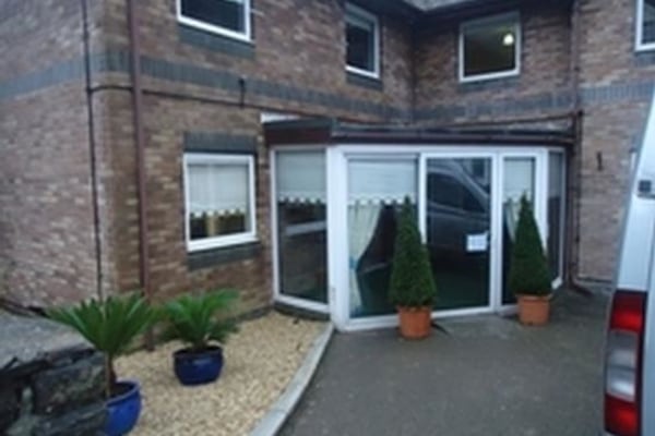 Ashville, School Street