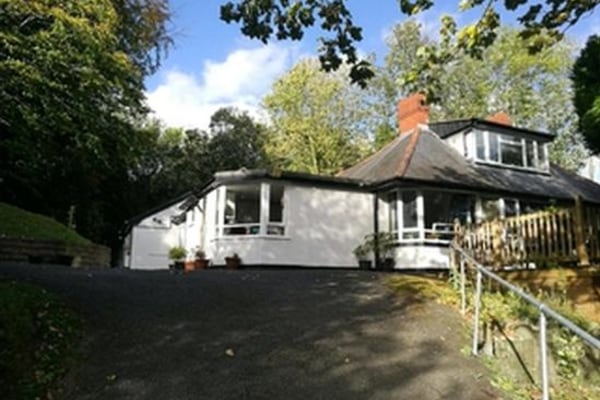 Cae Melyn Group Home, Bronwylfa Road