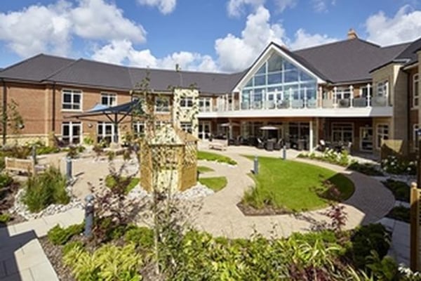 Avonmere Care Home 339 Badminton Road Downend Bristol South Gloucestershire Bs36 1aj 22 Reviews